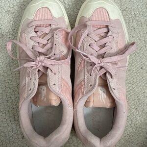 Pink New Balance CT302s. Barely worn, size 9 womens